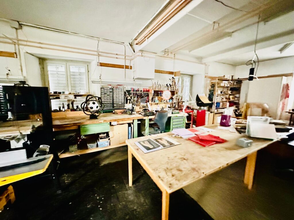 WhatsApp Image 2025 11 16 at 22.24.35