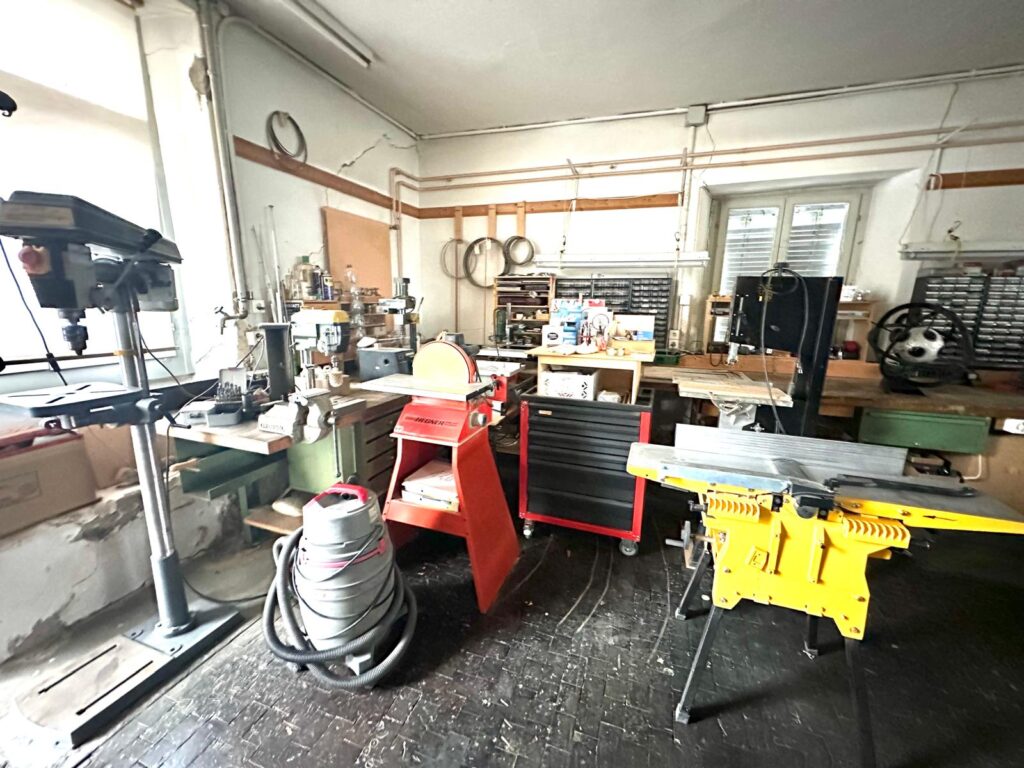 WhatsApp Image 2025 11 16 at 22.31.53